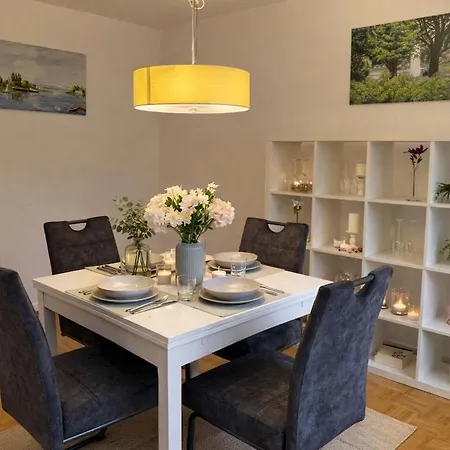Apartment Kurpark I 2 Schlafzimmer I Balkon I Panorama-aussicht *
