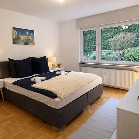 Kurpark I 2 Schlafzimmer I Balkon I Panorama-aussicht Apartment Wiesbaden